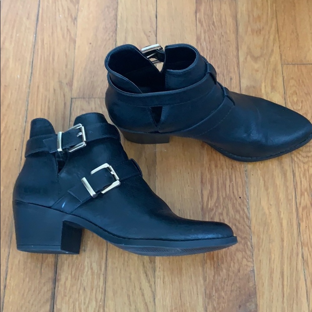 Forever 21 cutout buckle ankle bootie